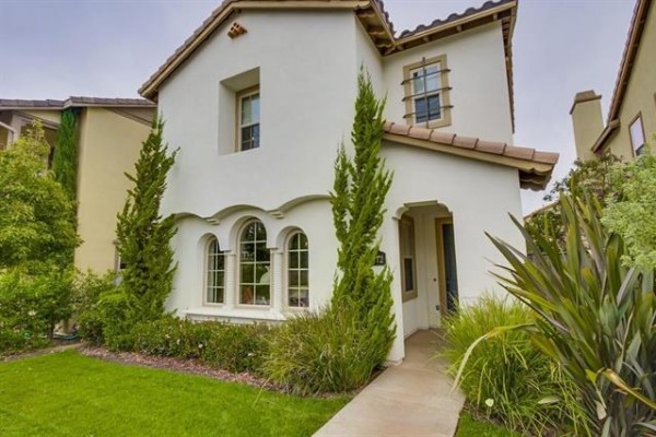 8472 Ednalyn Lane, San Diego, CA